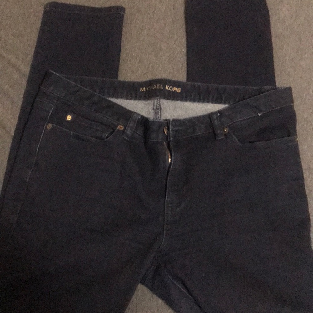 Dark skinny jeans